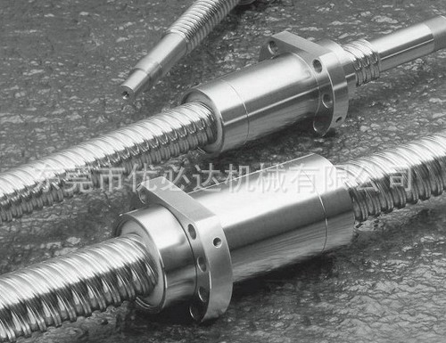 數(shù)控機床中工作的滾珠絲桿螺母
